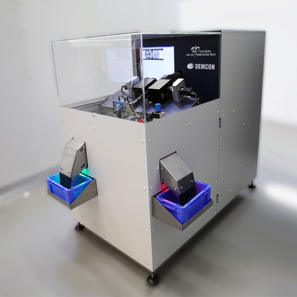 Demcon_hightech_sorting_machine_full_system
