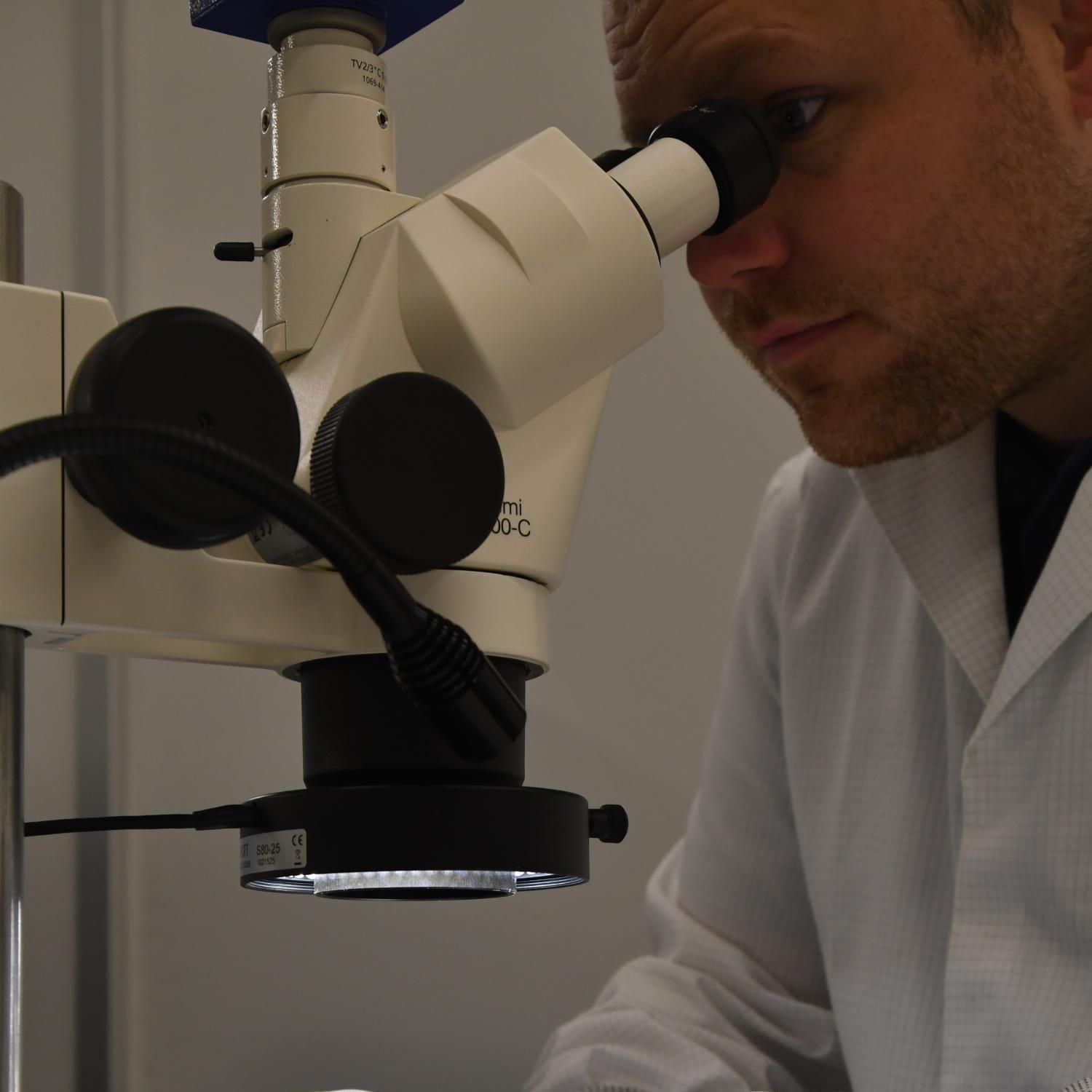 Demcon_hightech_engineer_microscope_module