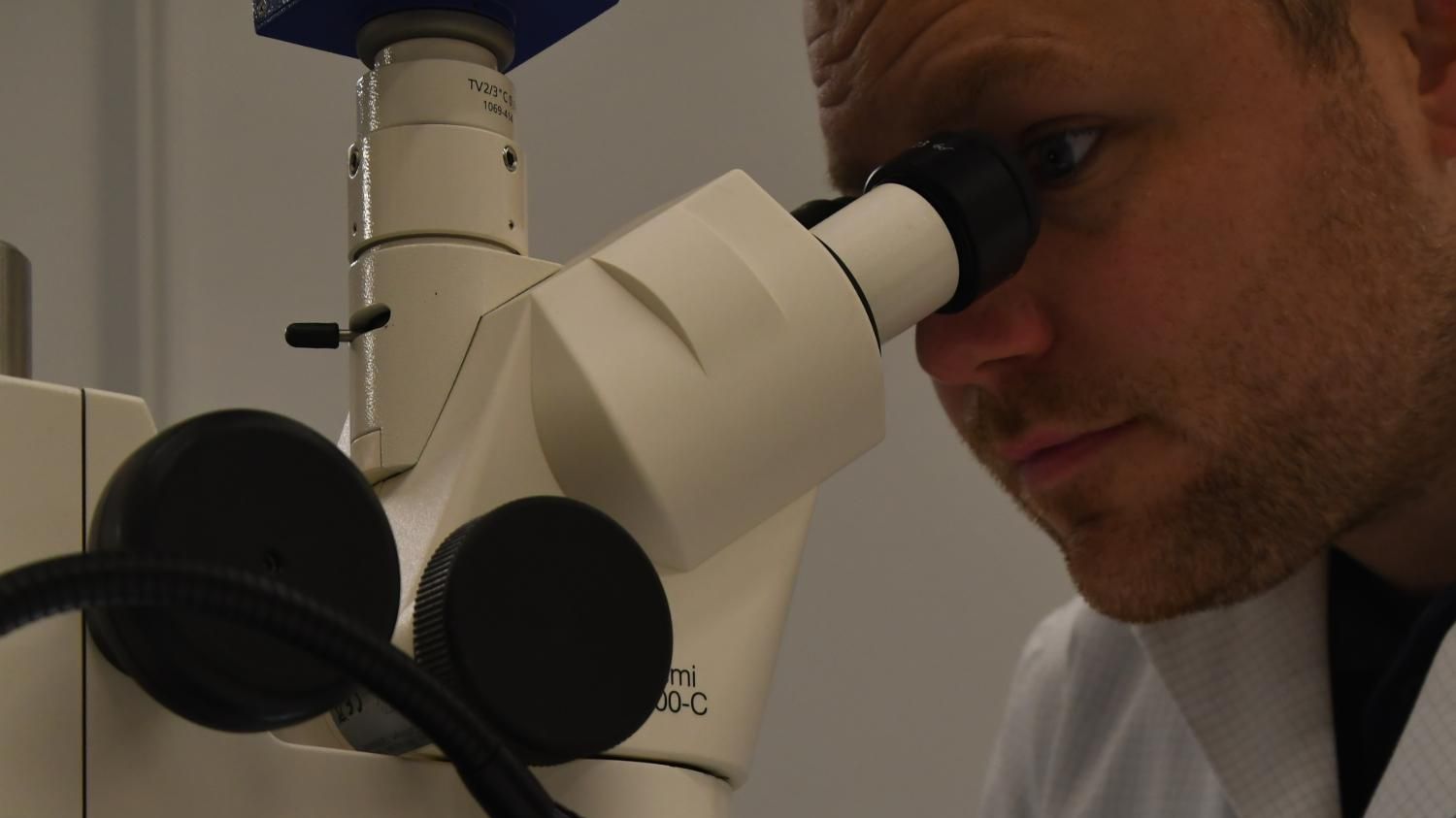 Demcon_hightech_engineer_microscope_module