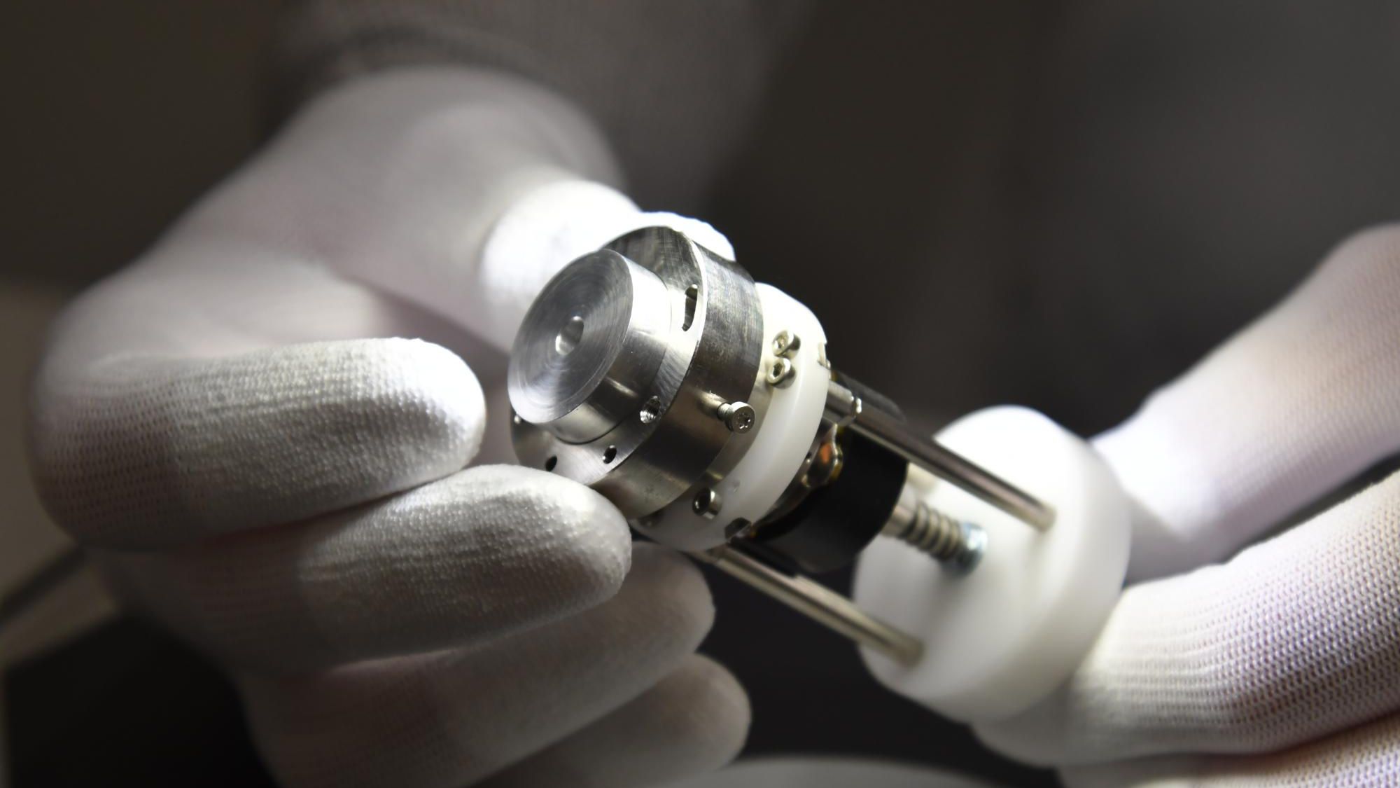 Demcon_hightech_hands_module