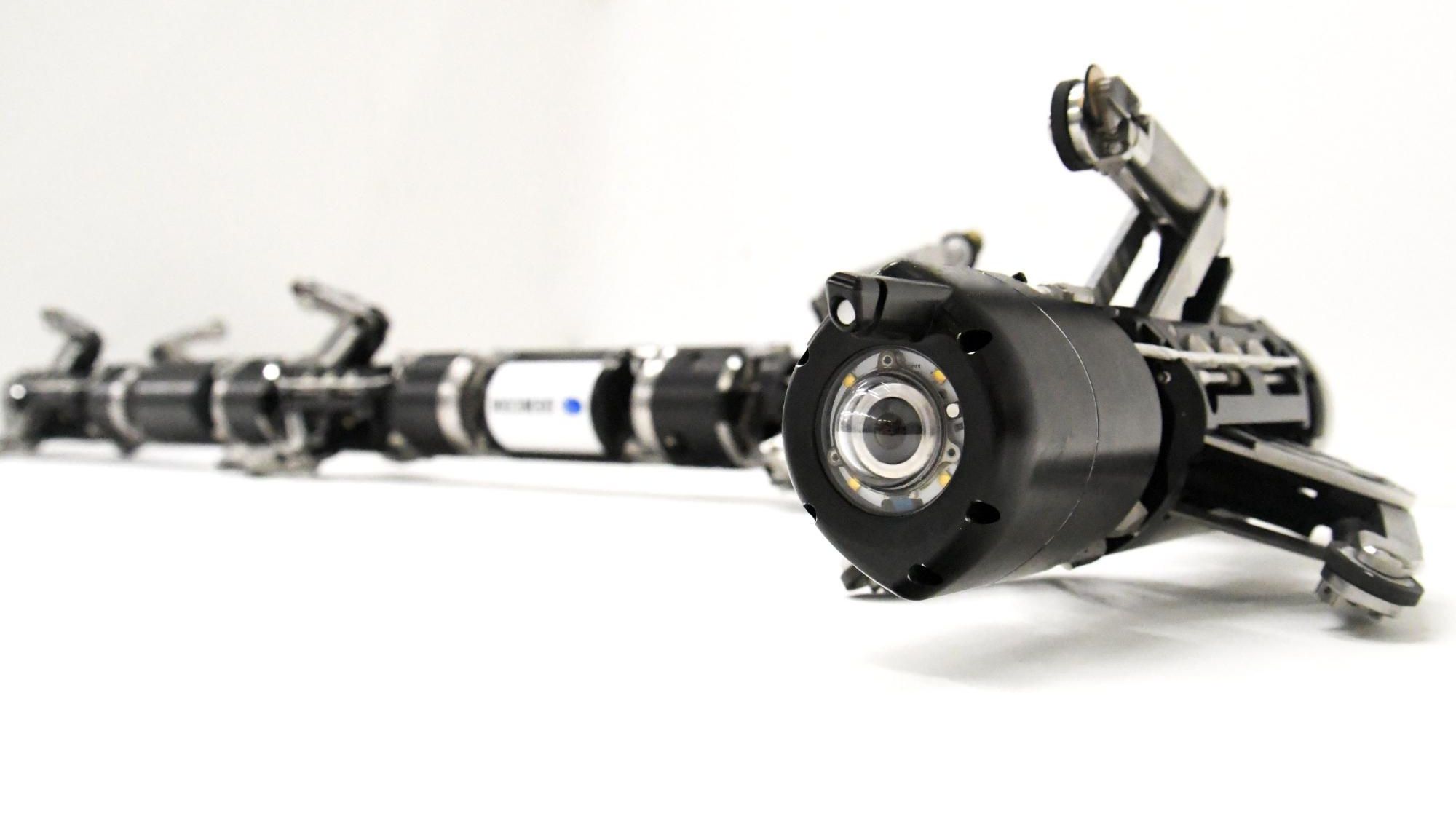 Showcase_Demcon_full_system_inspection_robot