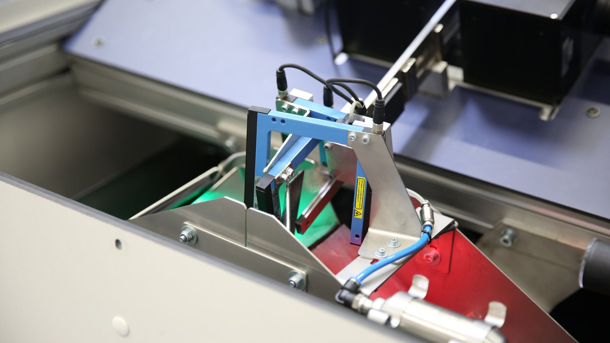 Demcon_hightech_machine_subunit_sorter