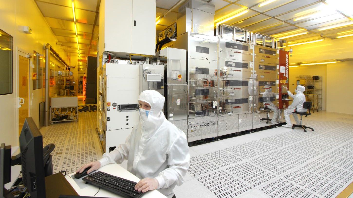 Demcon_hightech_engineers_cleanroom_system