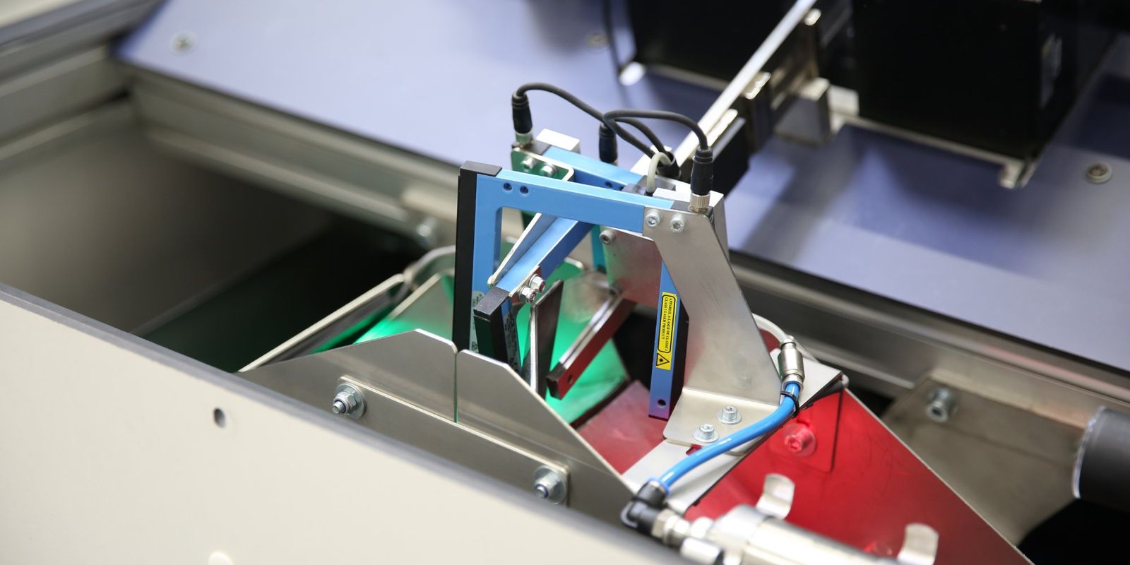 Demcon_hightech_machine_subunit_sorter