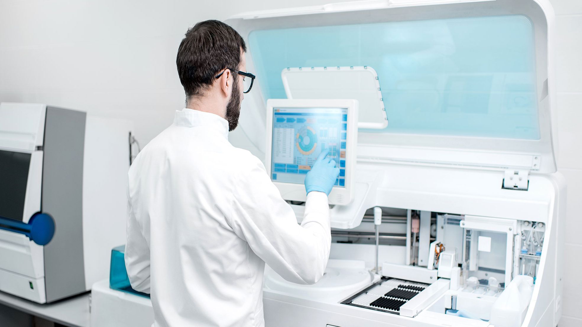 egineer-working-high-tech-lab