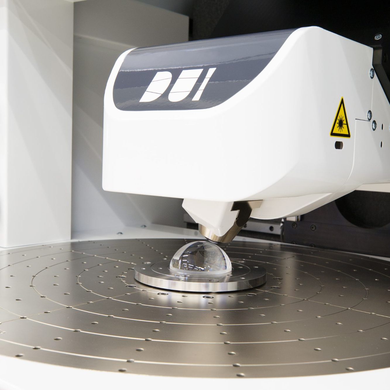 Demcon_hightech_measuring_surface_system