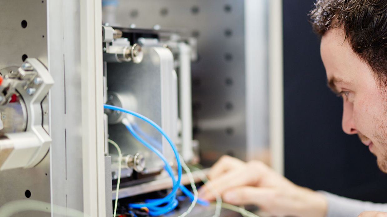 Header-expertise-mechatronics-Demcon