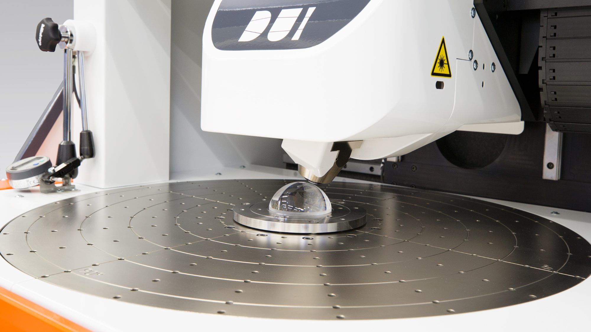 Demcon_hightech_measuring_surface_system